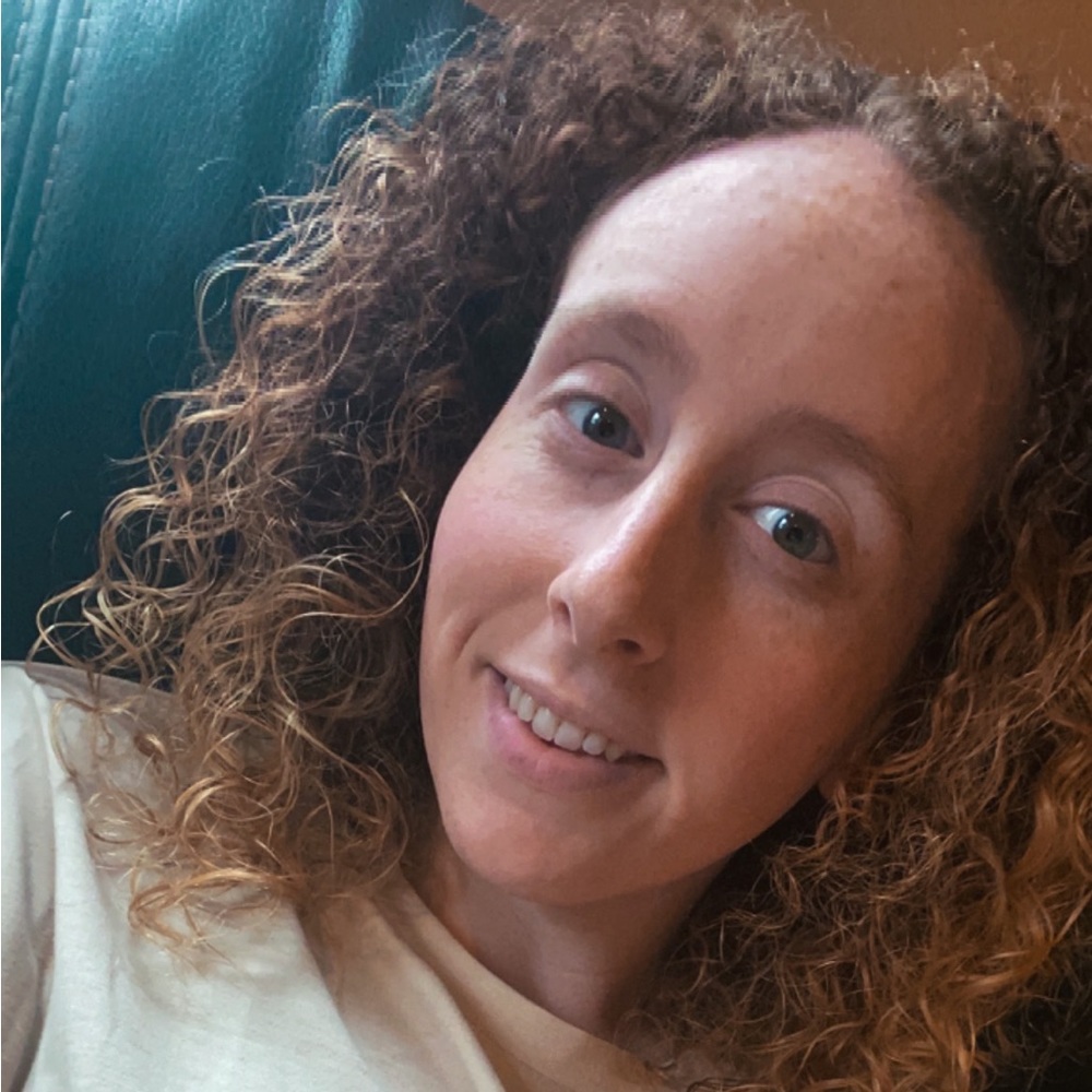 Meet your Posher, Marissa nicole
